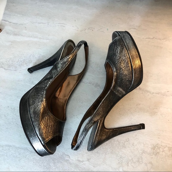 Carlos Santana Elise pewter metallic slingback heels - Picture 3 of 10